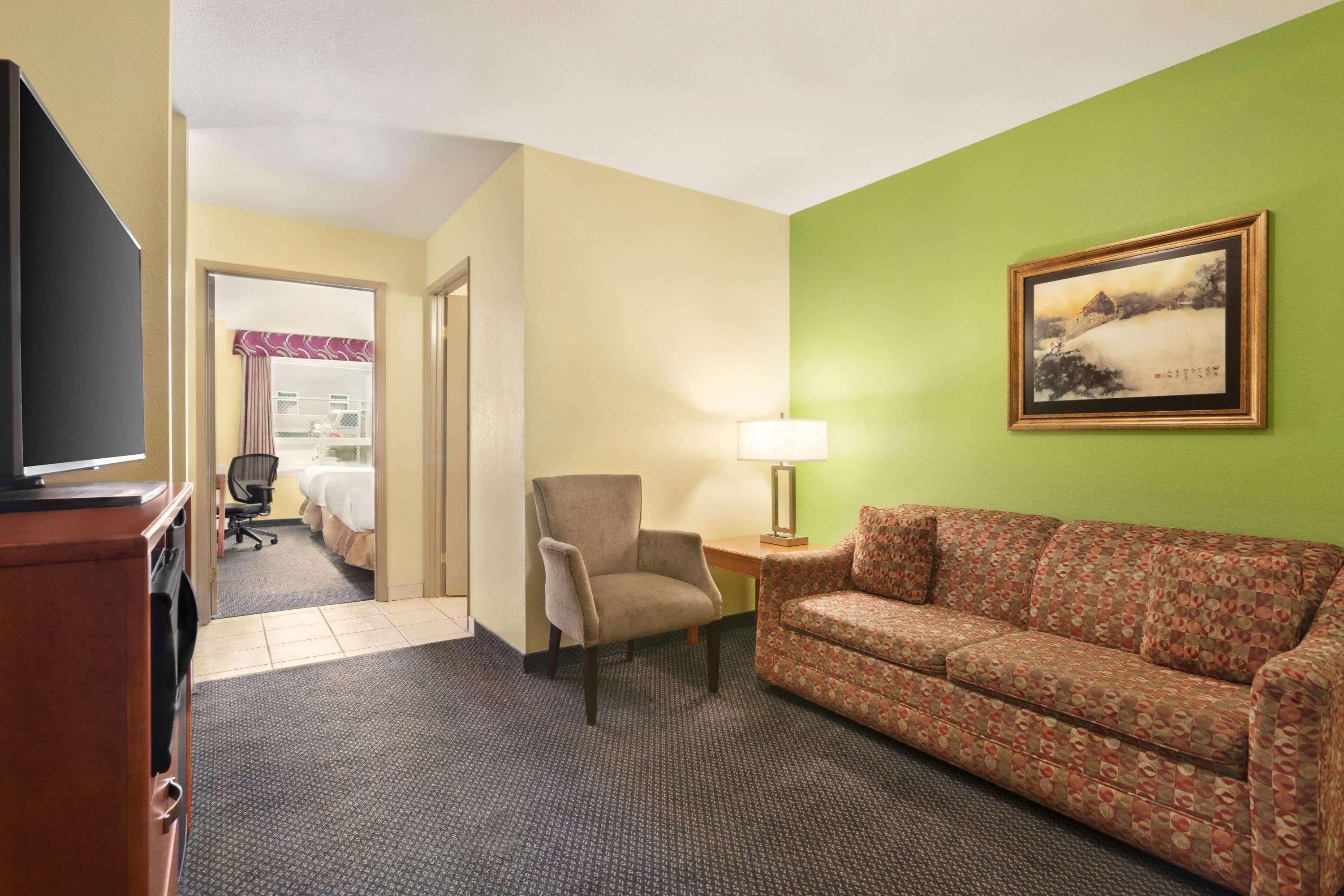 Days Inn & Suites By Wyndham Thompson Ngoại thất bức ảnh