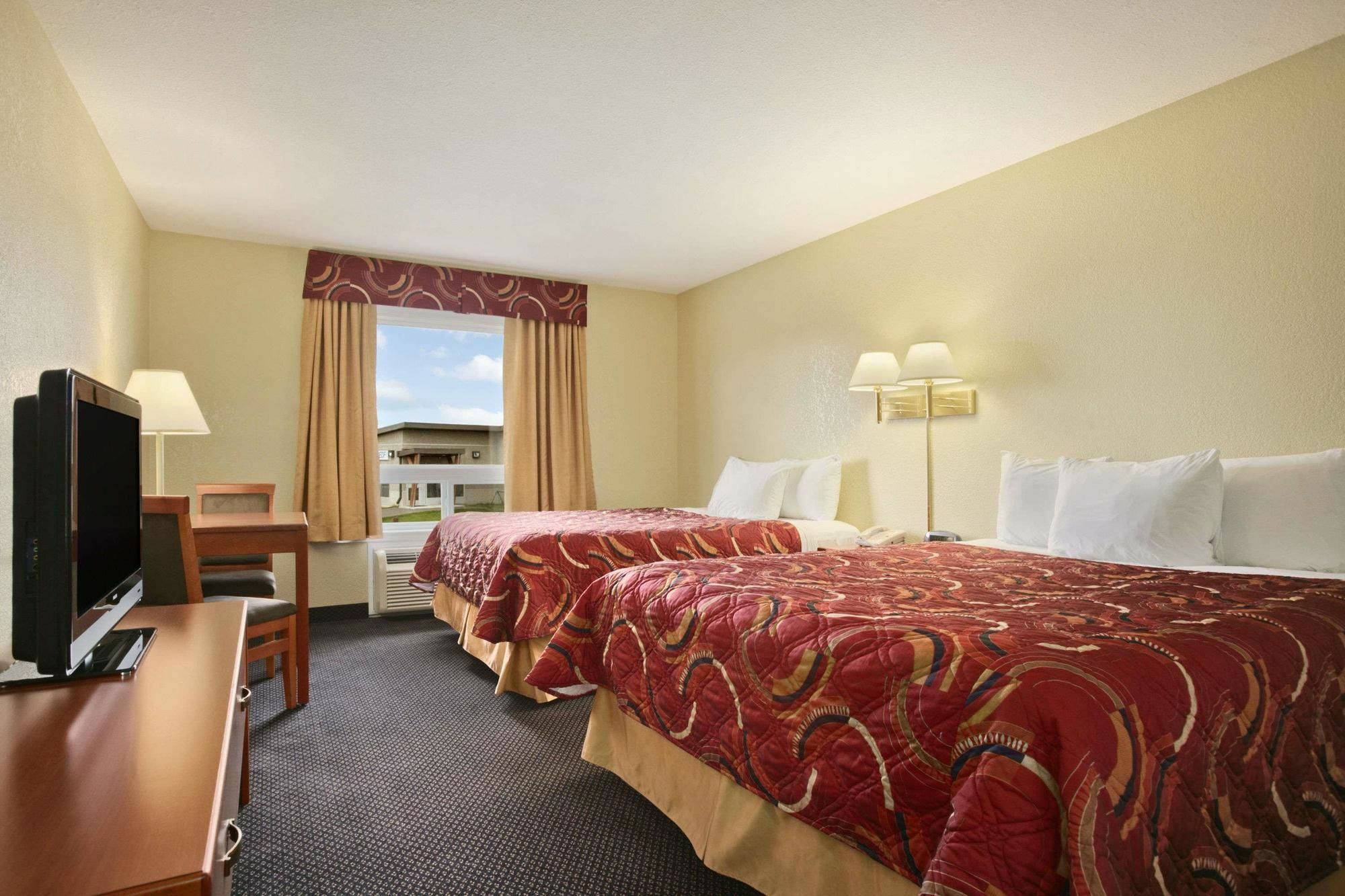 Days Inn & Suites By Wyndham Thompson Ngoại thất bức ảnh