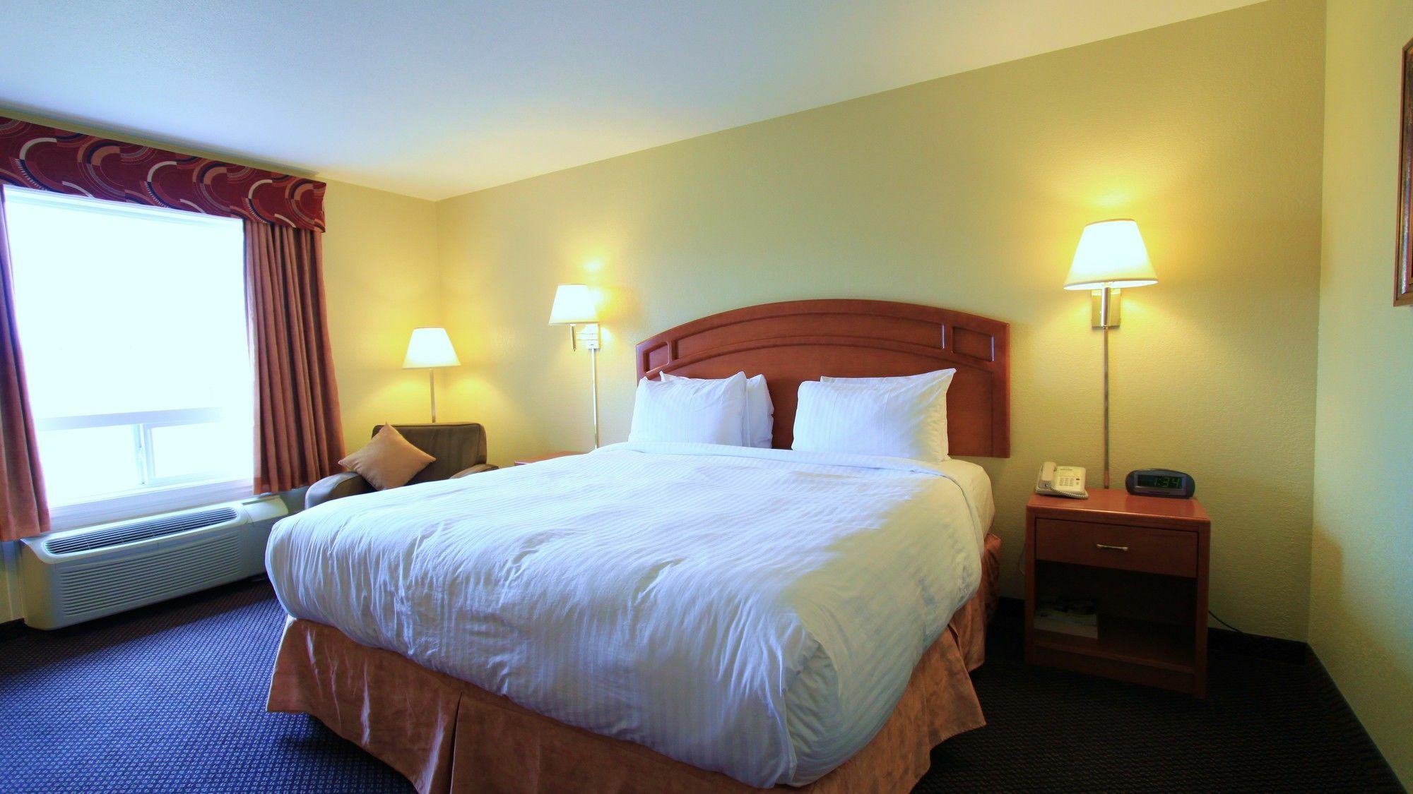 Days Inn & Suites By Wyndham Thompson Ngoại thất bức ảnh