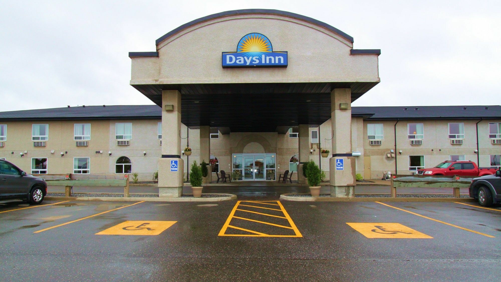 Days Inn & Suites By Wyndham Thompson Ngoại thất bức ảnh